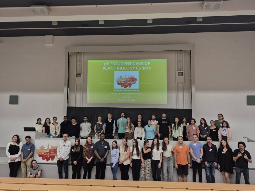 นำเสนอผลงานวิจัย ในงานประชุมวิชาการระดับนานาชาติ ประเทศสโลวาเกีย